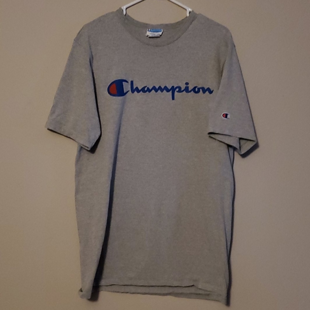 Champion tshirt